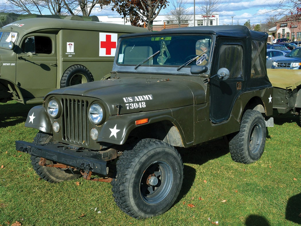 mbbq23-cj5-ww-7061b-mv.jpg