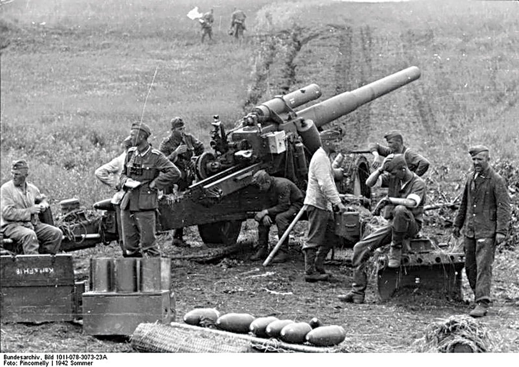 german-15-cm-sfh-18.jpg