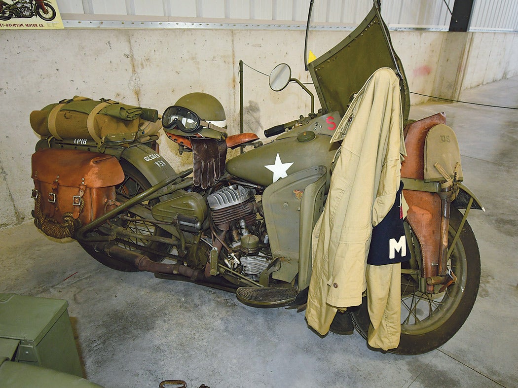 fms24-w-b-wla2-nw-0585b-mv2.jpg